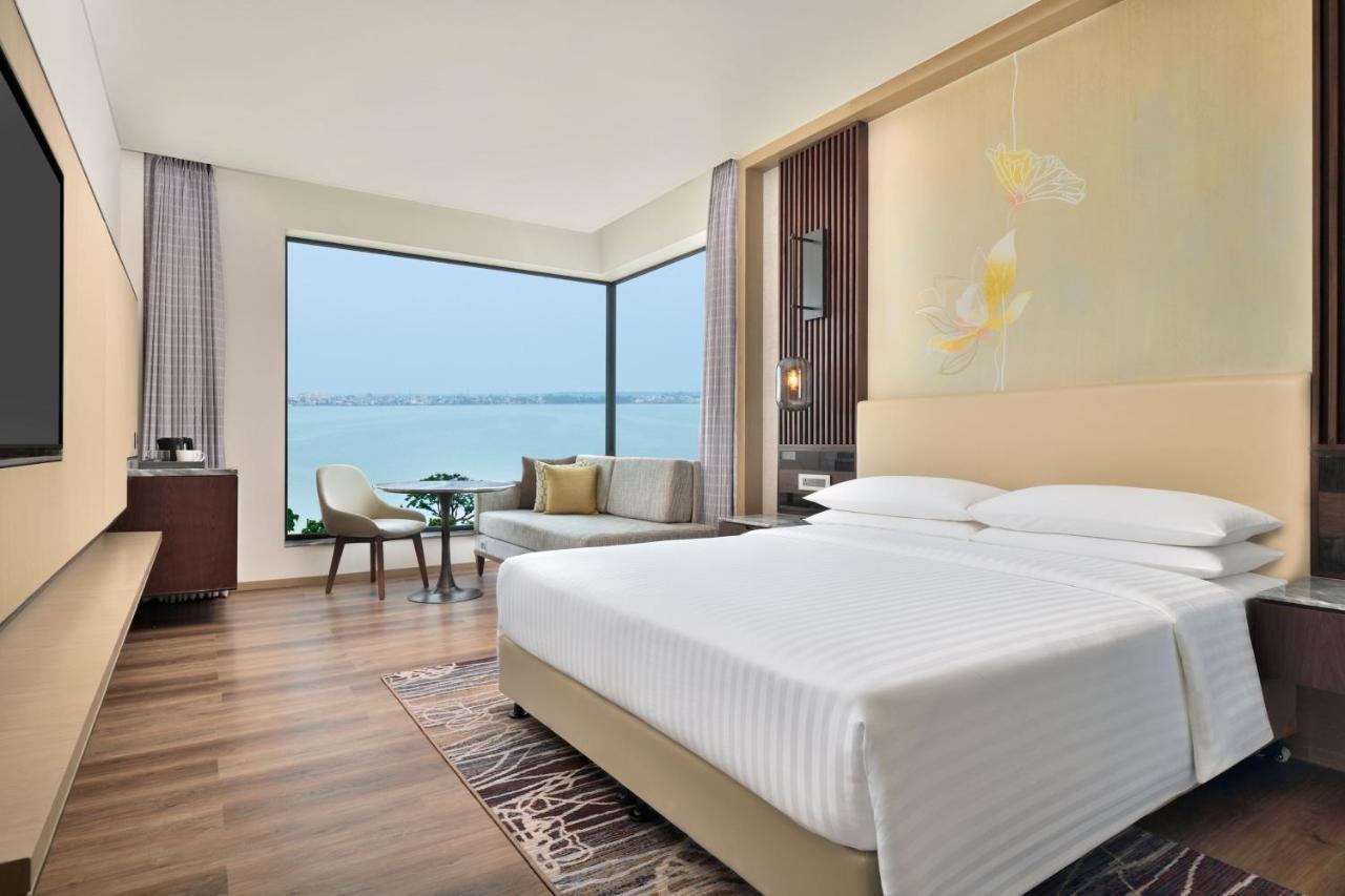 Courtyard By Marriott Gorakhpur Hotel Exterior photo